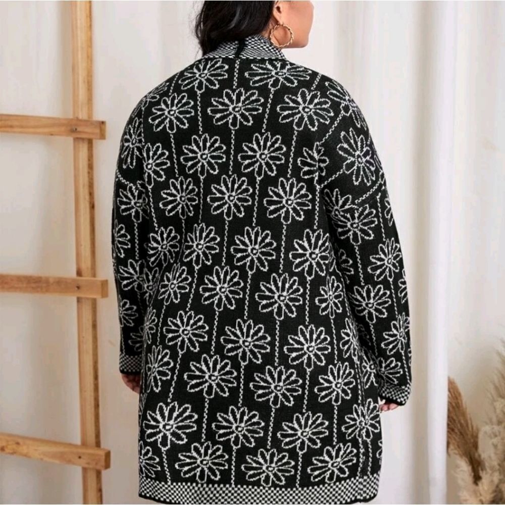 Plus Floral Pattern Drop Shoulder Open Front Cardigan - Picture 3 of 7